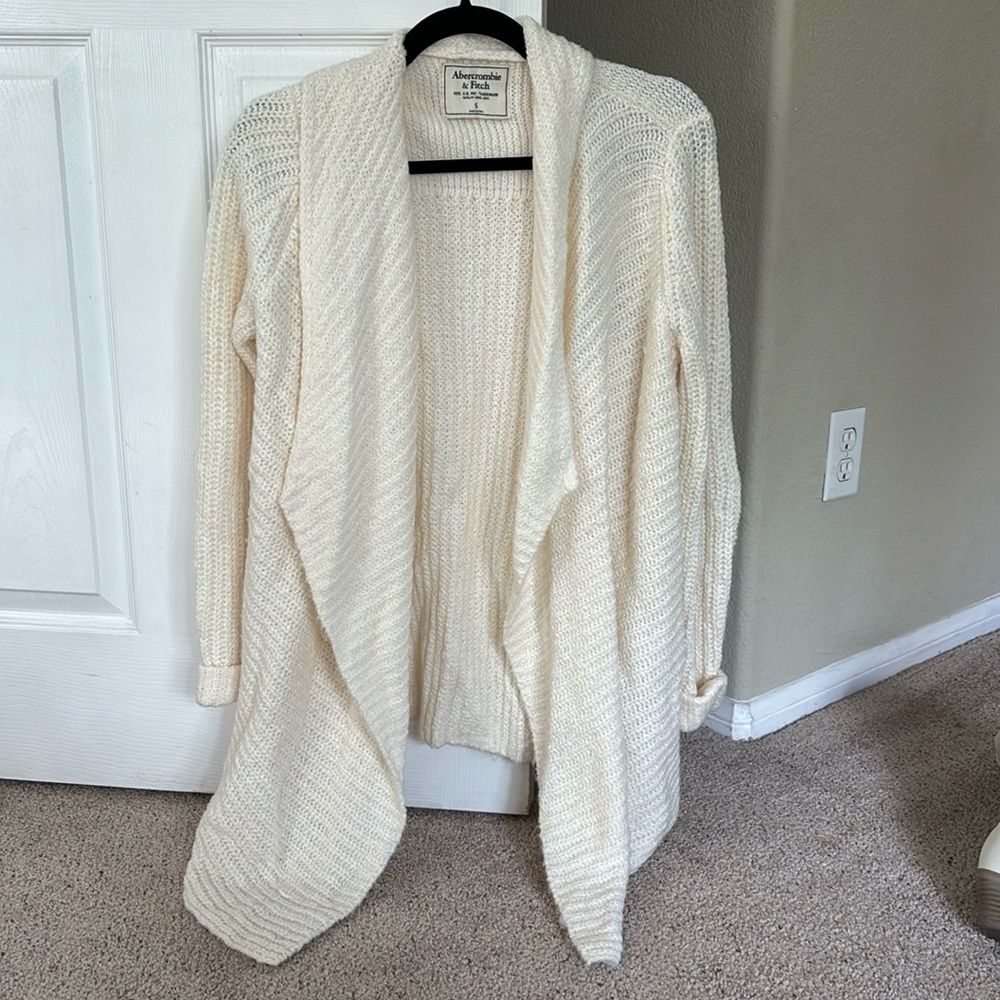Abercrombie & Fitch Cream Cardigan